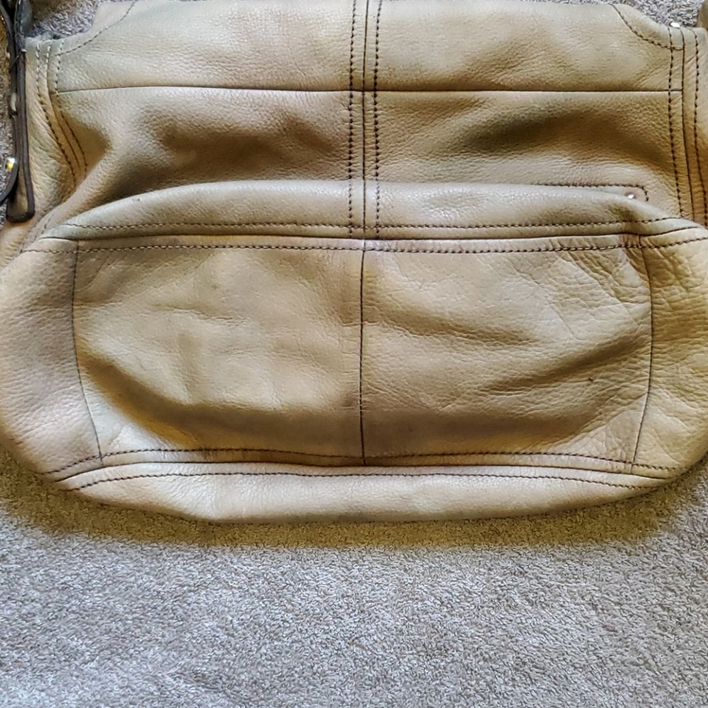 FINAL MARKDOWN- B. Makowsky Cynthia bag - Picture 12 of 16